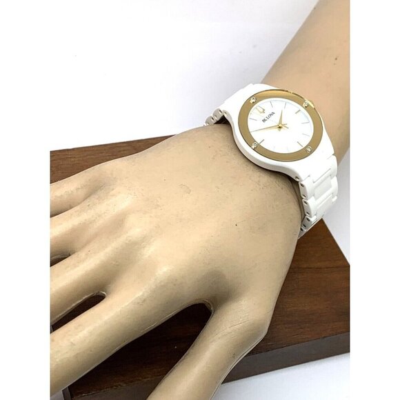 Bulova Women\'s Watch 98R292 Millennia Quartz Gold White Dial Ceramic Dial 35mm main image 10